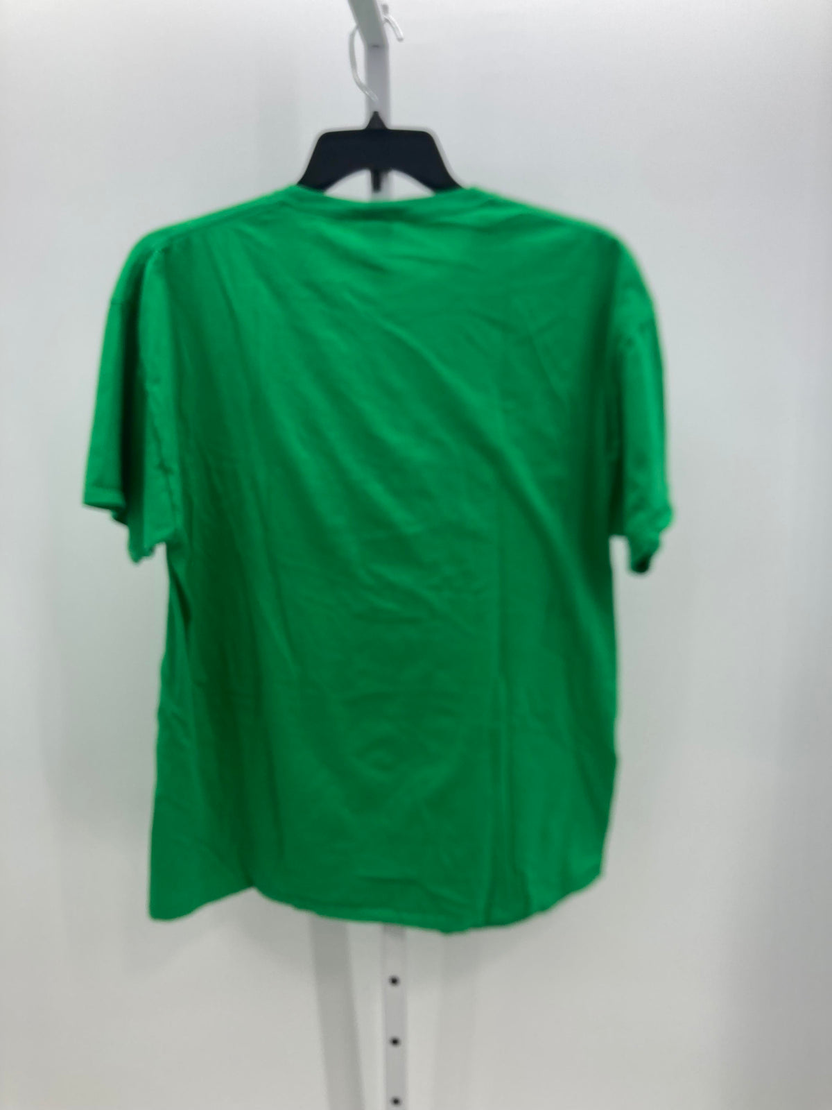 SHORT SLV SHIRT ELF GRAPHIC KNIT