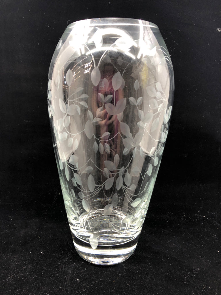 LENOX ETCHED LEAF VASE.