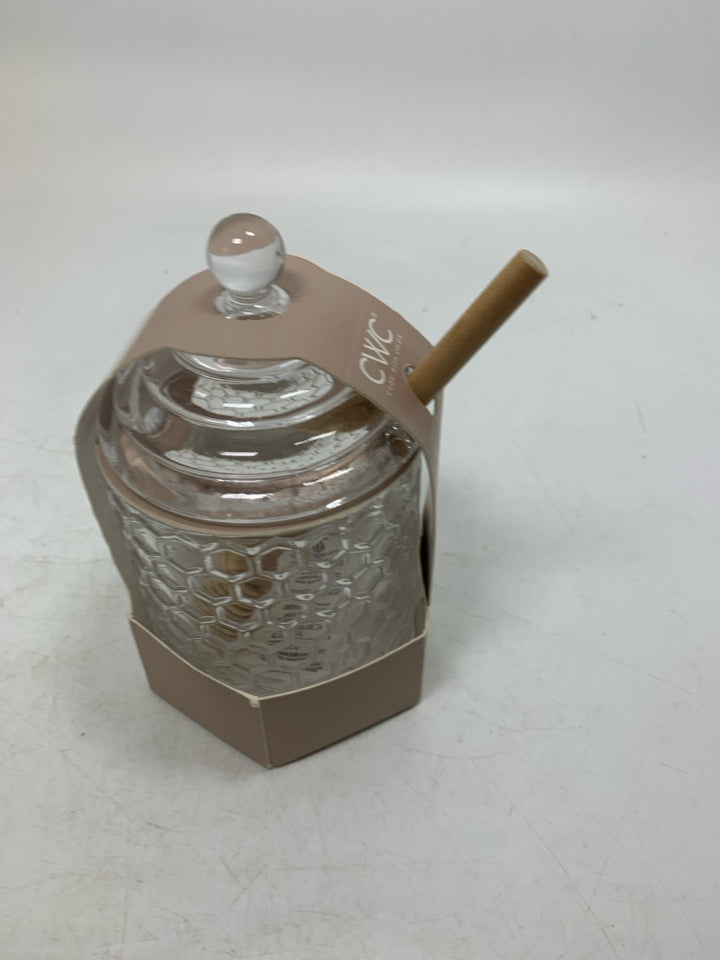 NIB CWC GLASS HONEY POT W/ DRIZZLER.