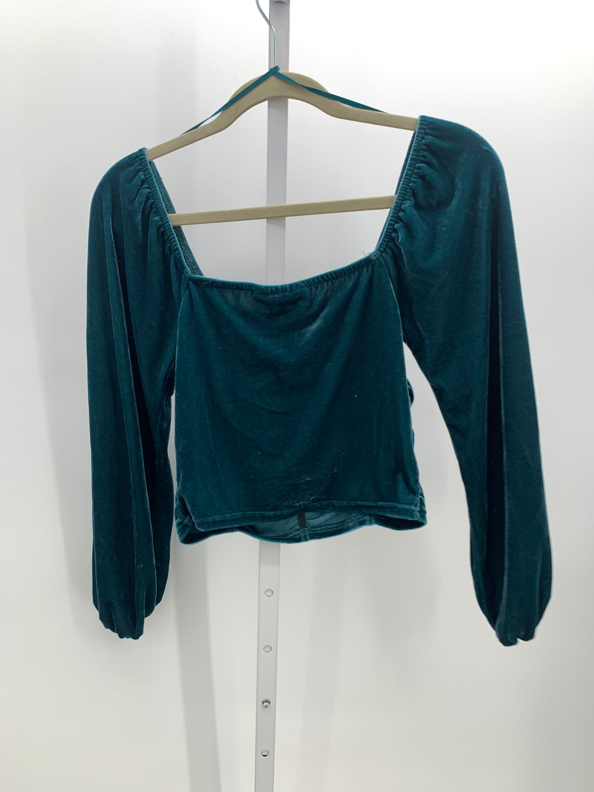 SO Size Medium Juniors Long Sleeve Shirt