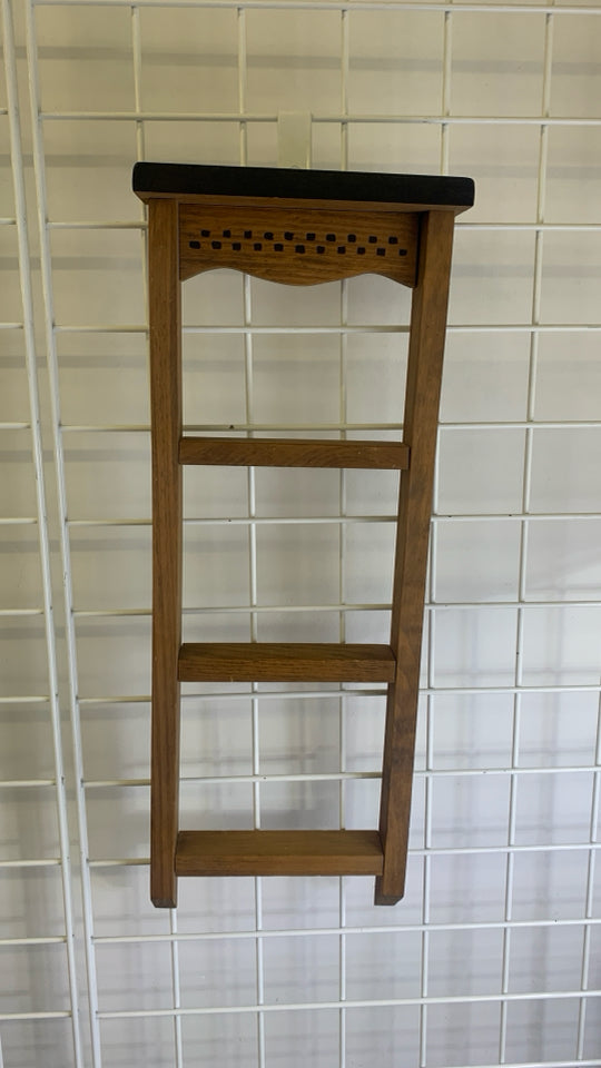 SHALLOW 3 SHELF LADDER SHELF.
