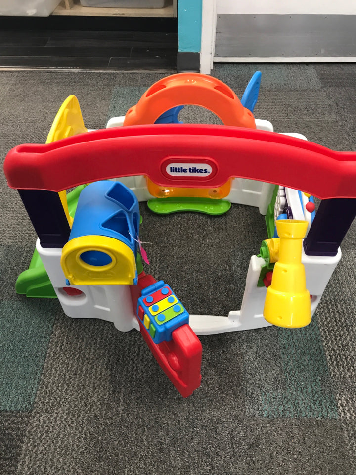 Little Tikes Activity Garden Playhouse for Babies Infants Toddlers