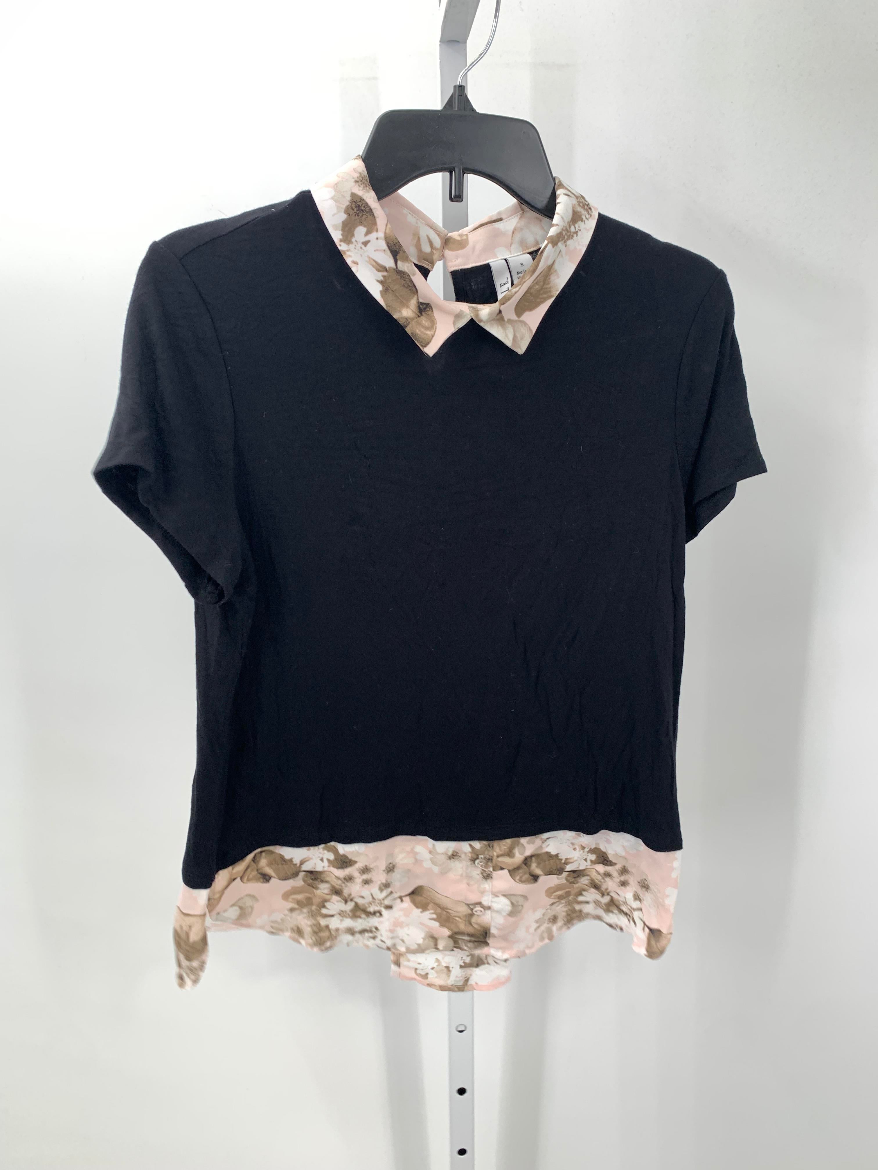 Elle Size Small Misses Short Sleeve Shirt