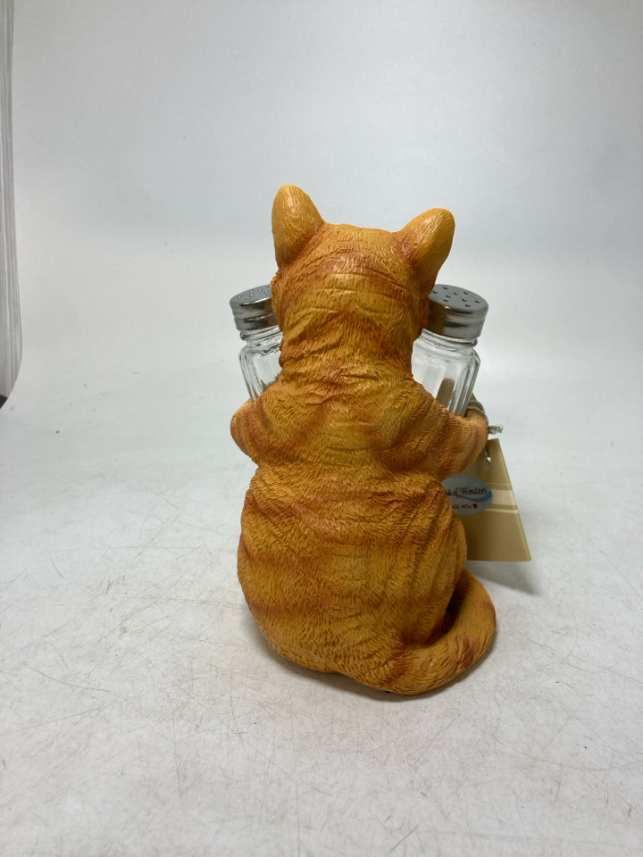 RESIN ORANGE CAT HOLDING SALT/PEPPER SHAKERS NWT.