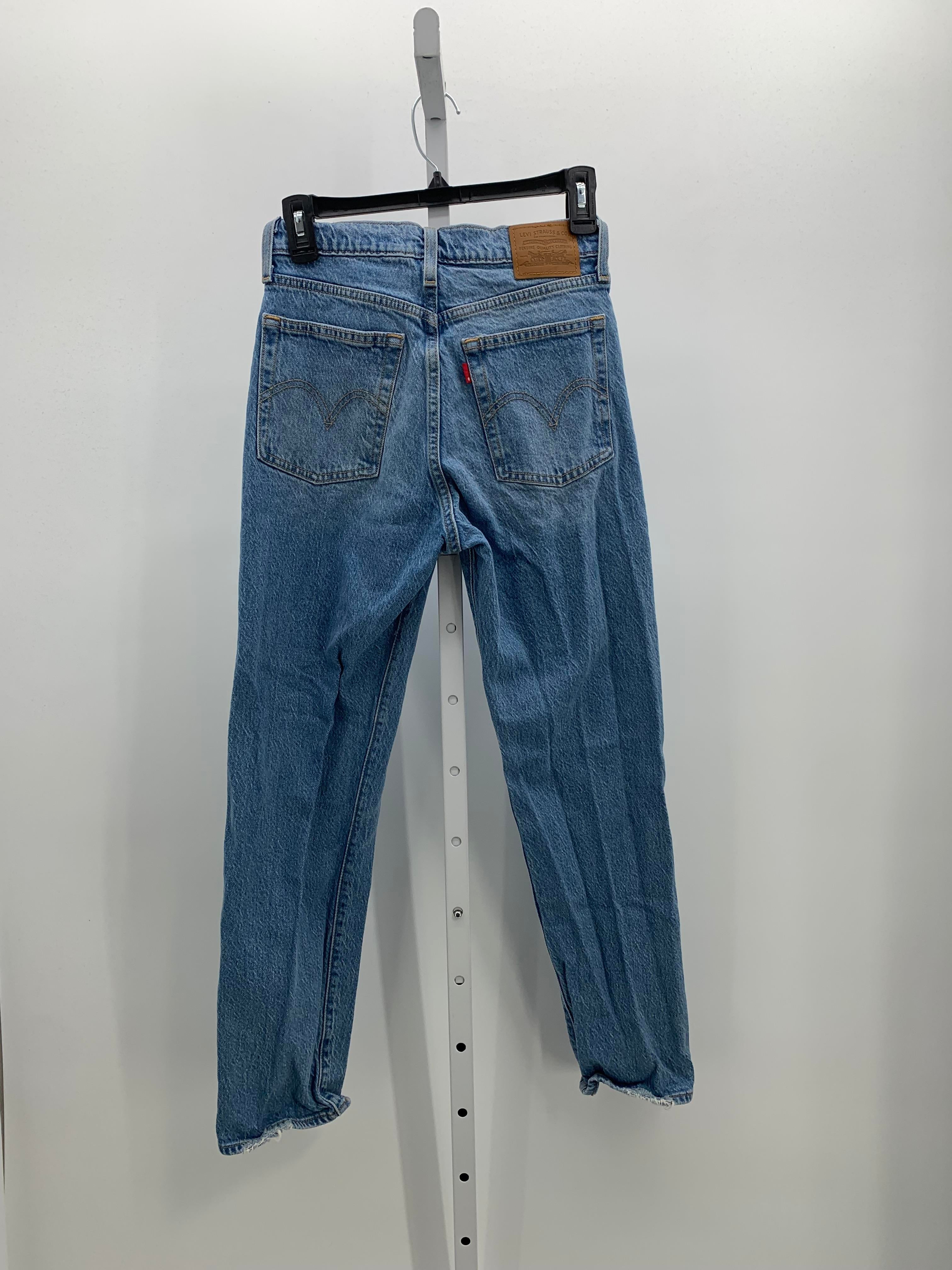 Levis Size 2 Misses Jeans