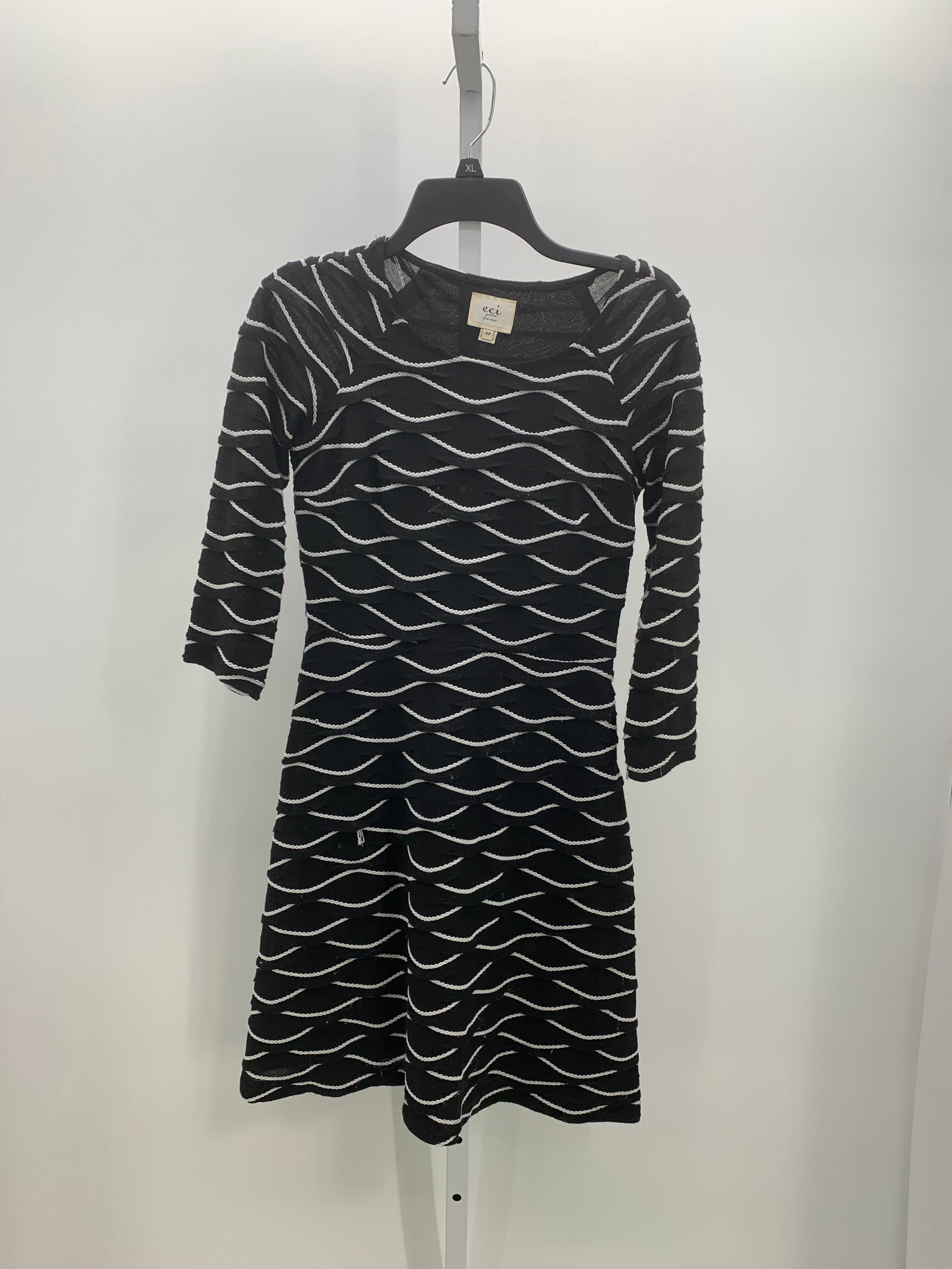 eci Size 4 Petite Petite Long Sleeve Dress