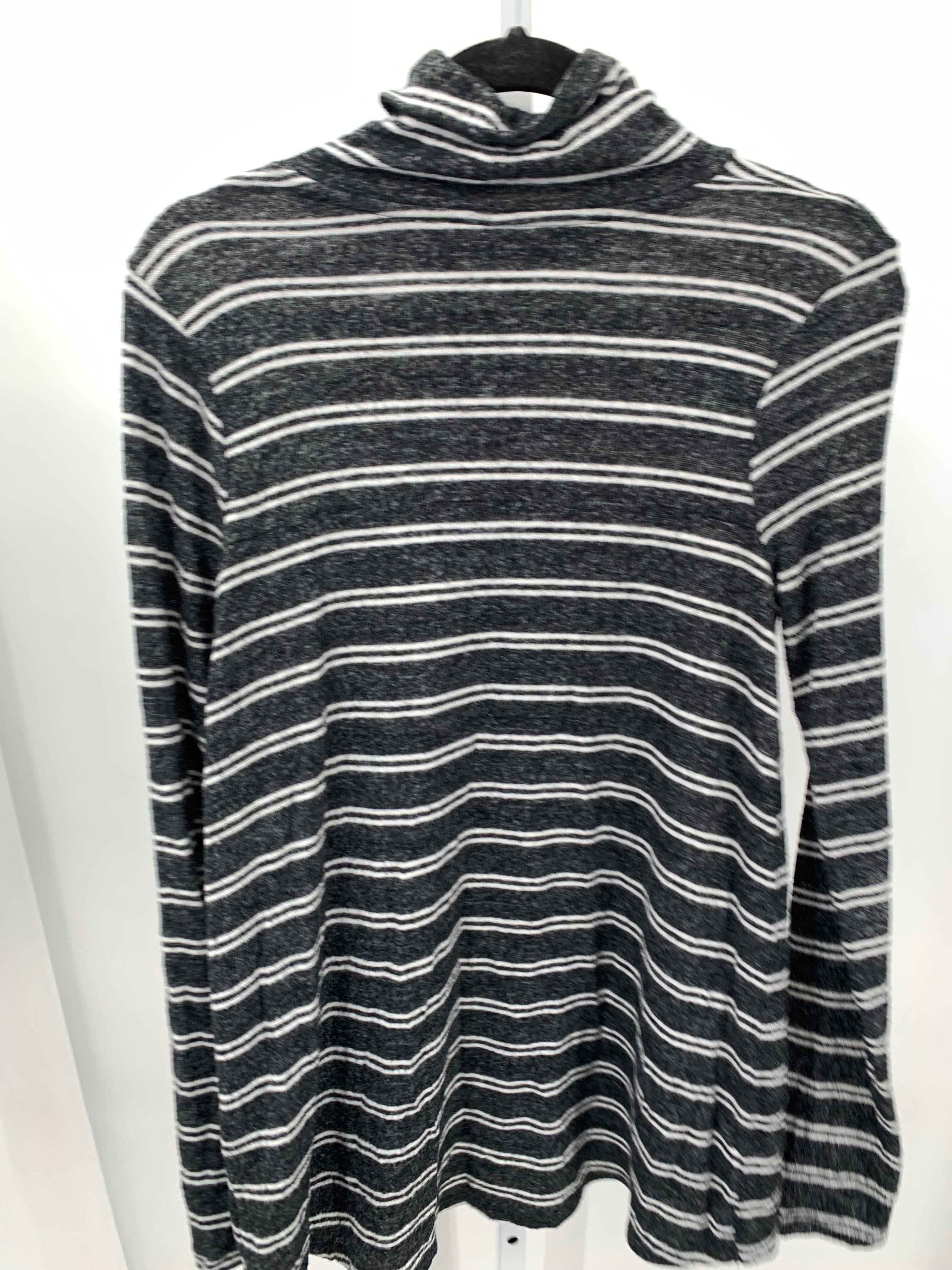 Merona Size Medium Misses Long Sleeve Shirt