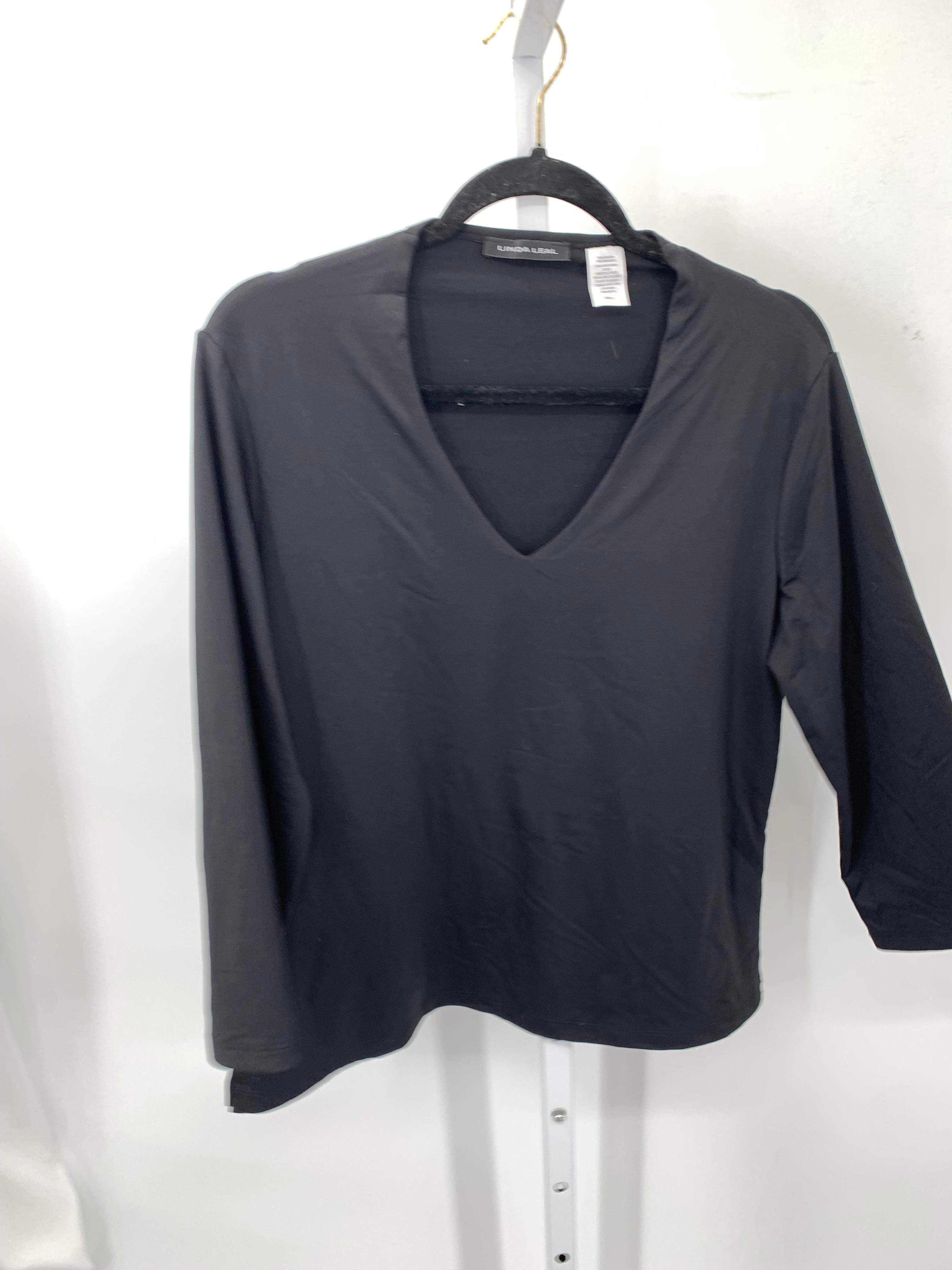 Size Large Misses 3/4 Sleeve Shirt