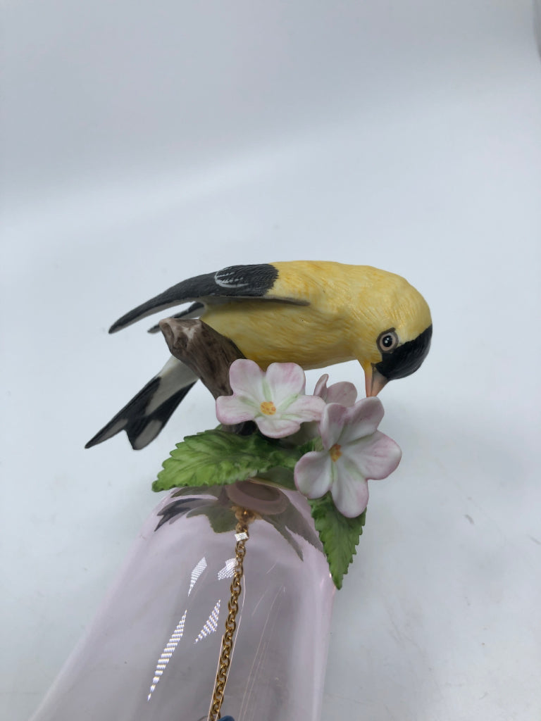 YELLOW BIRD FIGURE ON BELL.