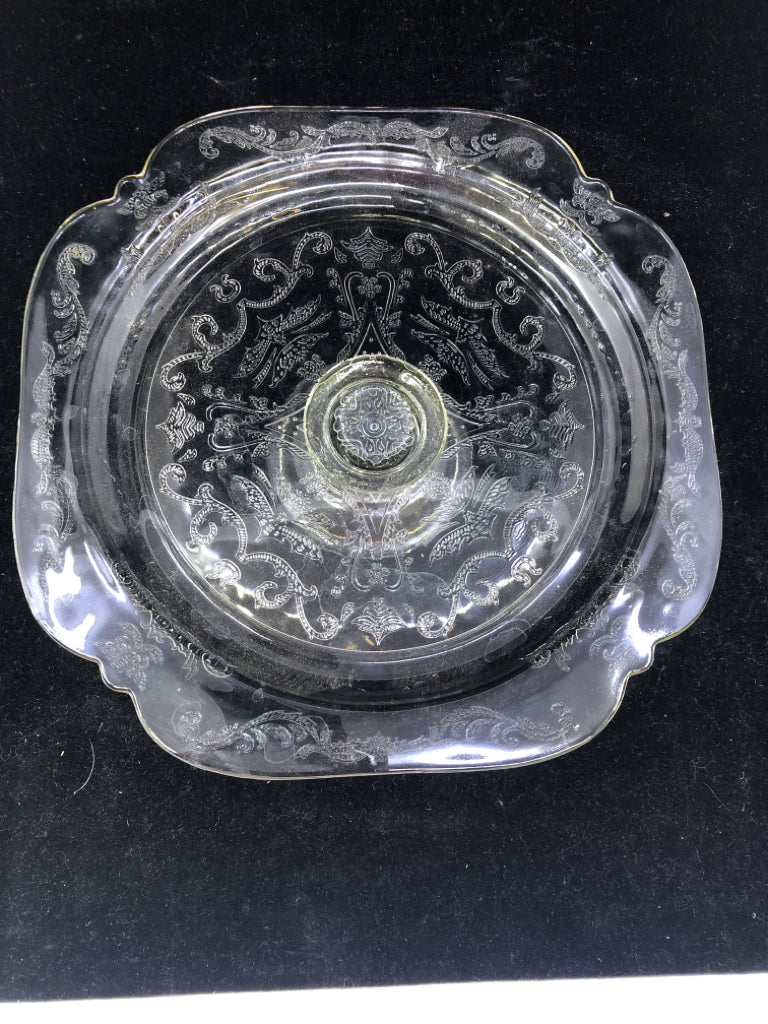 VTG  DEPRESSION GLASS CAKE STAND.