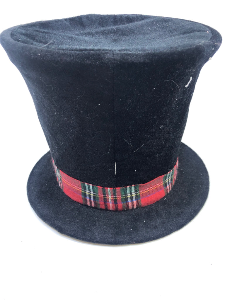 TREE TOPPER TOP HAT.