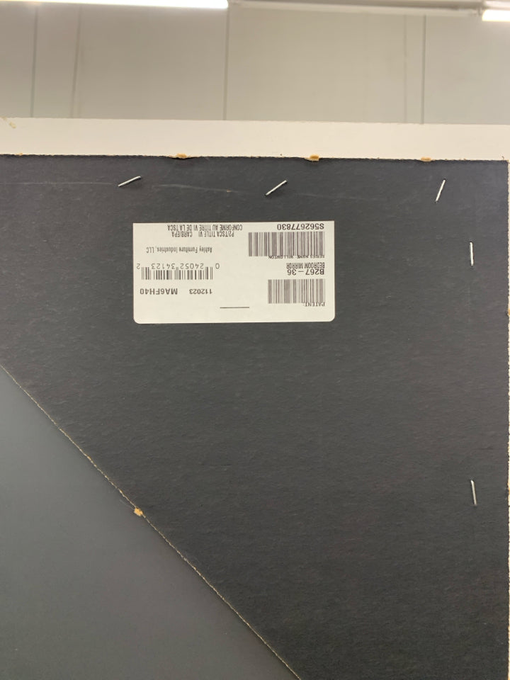 ASHLEY WILLOWTOWN 6 DRAWER DRESSER W/MIRROR.