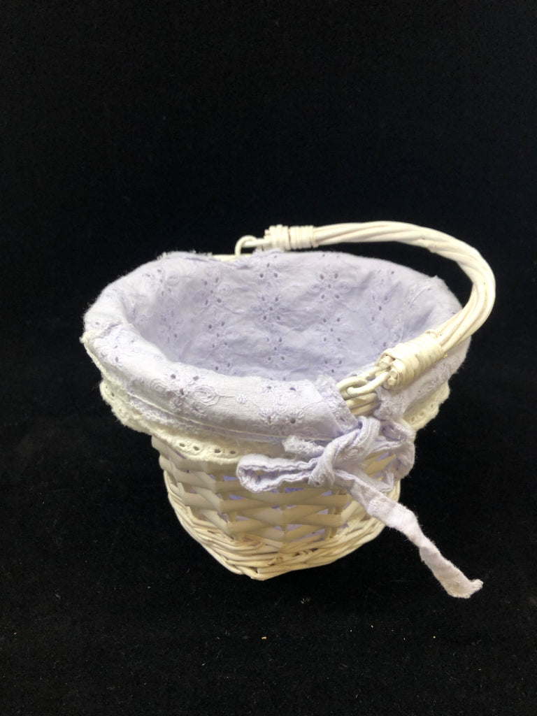 WHITE BASKET W/ PURPLE LACE.
