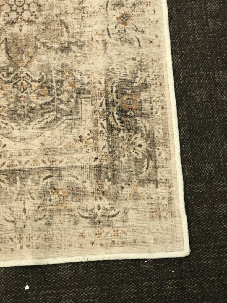 BEIGE FLORAL RUNNER- RUGGABLES.