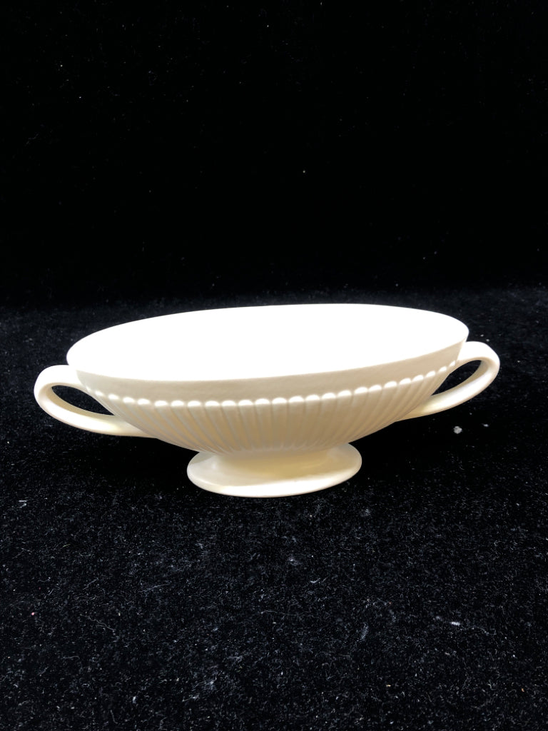VTG OVAL WEDGWOOD SERVING DISH W/HANDLES.