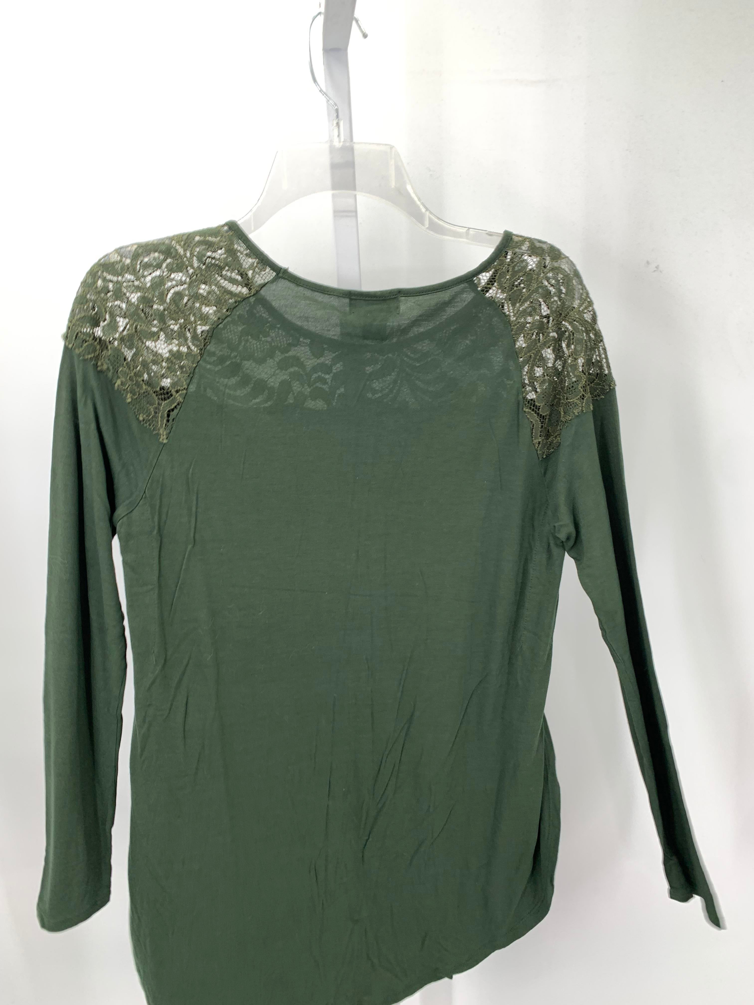 Old Navy Size Medium Misses Long Sleeve Shirt