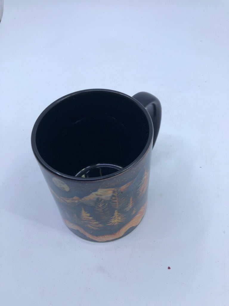MOUNTAINS AND TREE MUG.