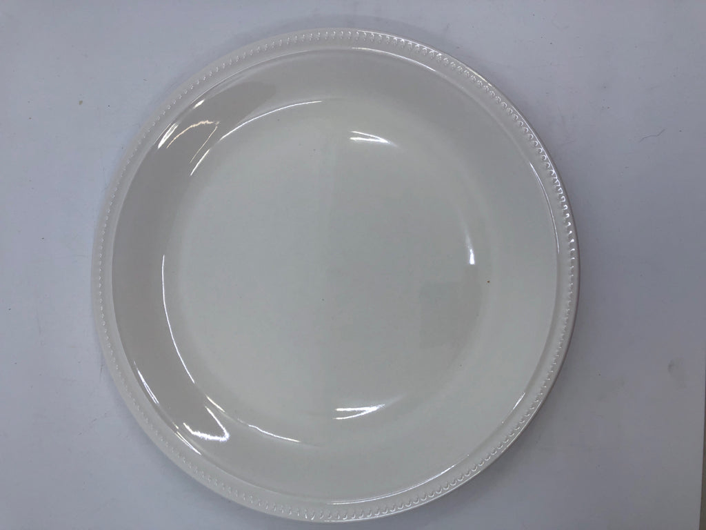 4 WHITE DEEP DINNER PLATES.