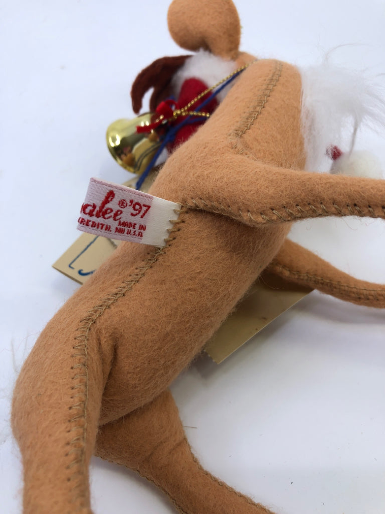 ANNA LEE REINDEER FIGURE.