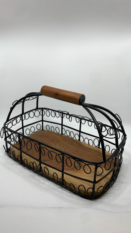 BLACK METAL BASKET W/WOOD BOTTOM AND HANDLE.