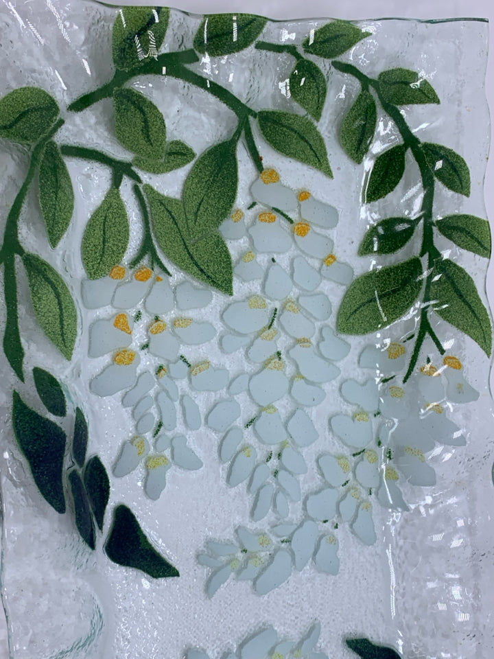 FUSED GLASS WHITE FLORAL RECTANGLE PLATE.