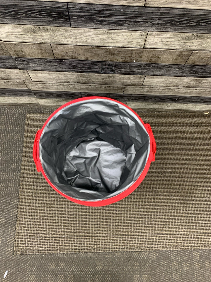 PATRIOTS COLLAPSIBLE COOLER.