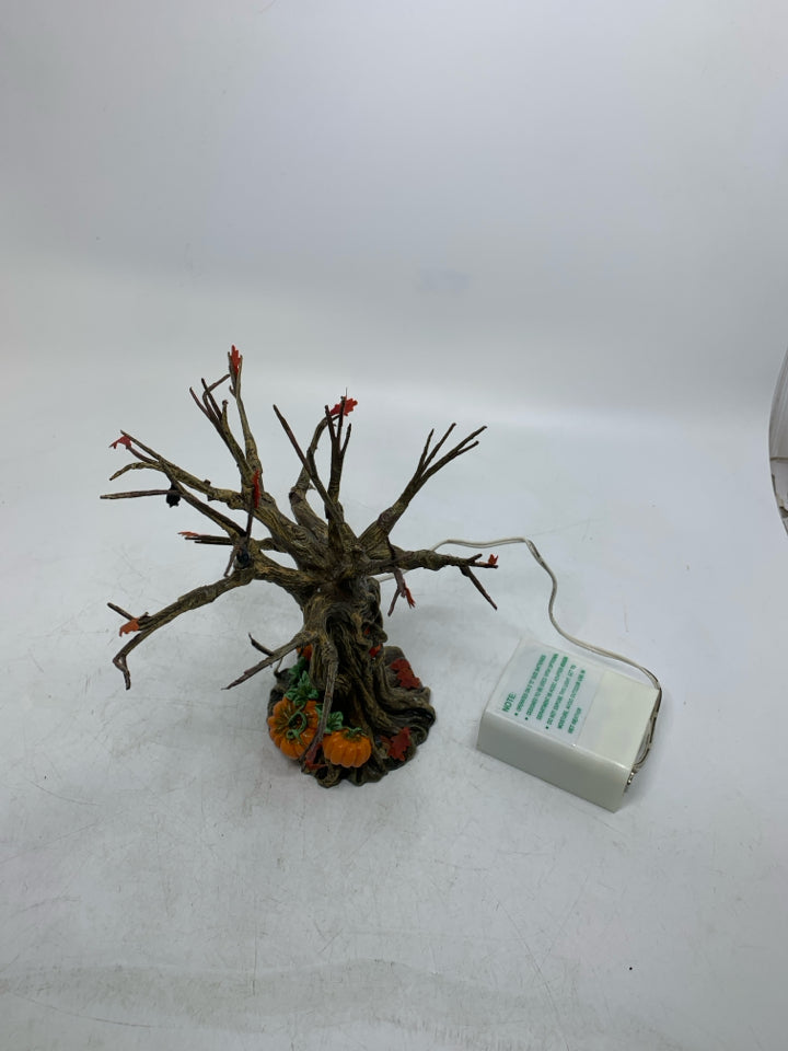 VTG DEPT 56 "LIT SPOOKY" TREE HALLOWEEN VILLAGE WORKING.