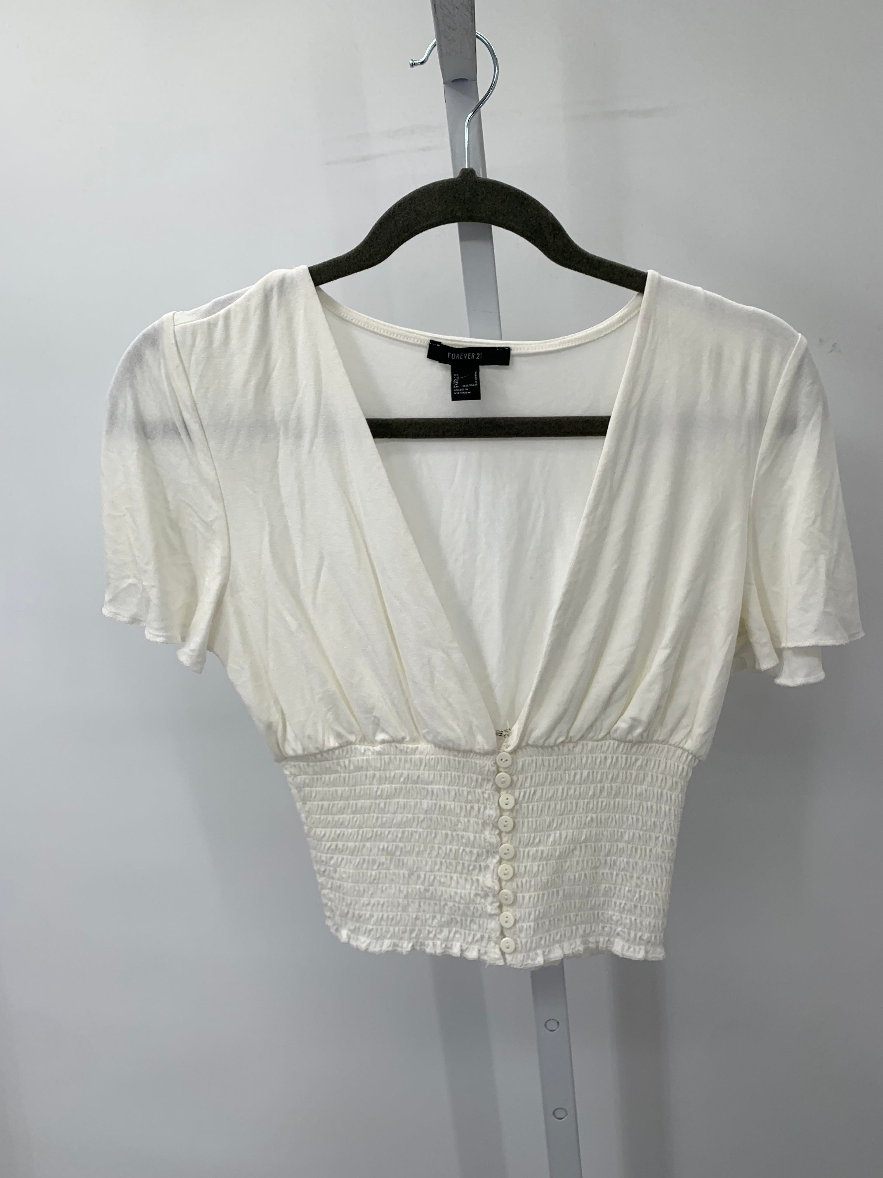 Forever 21 Size Small Juniors Short Sleeve Shirt