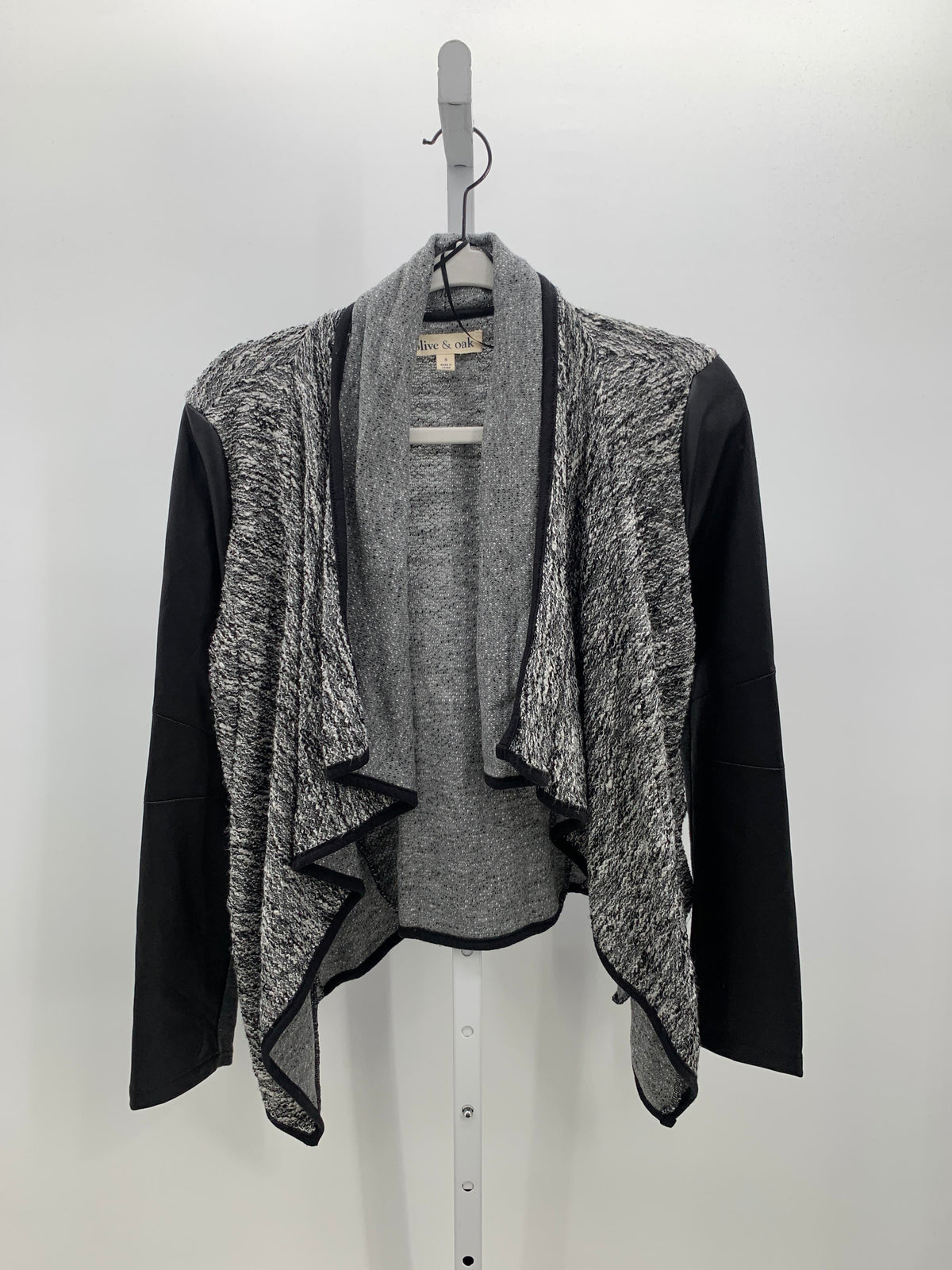 Olive & Oak Size Small Misses Cardigan