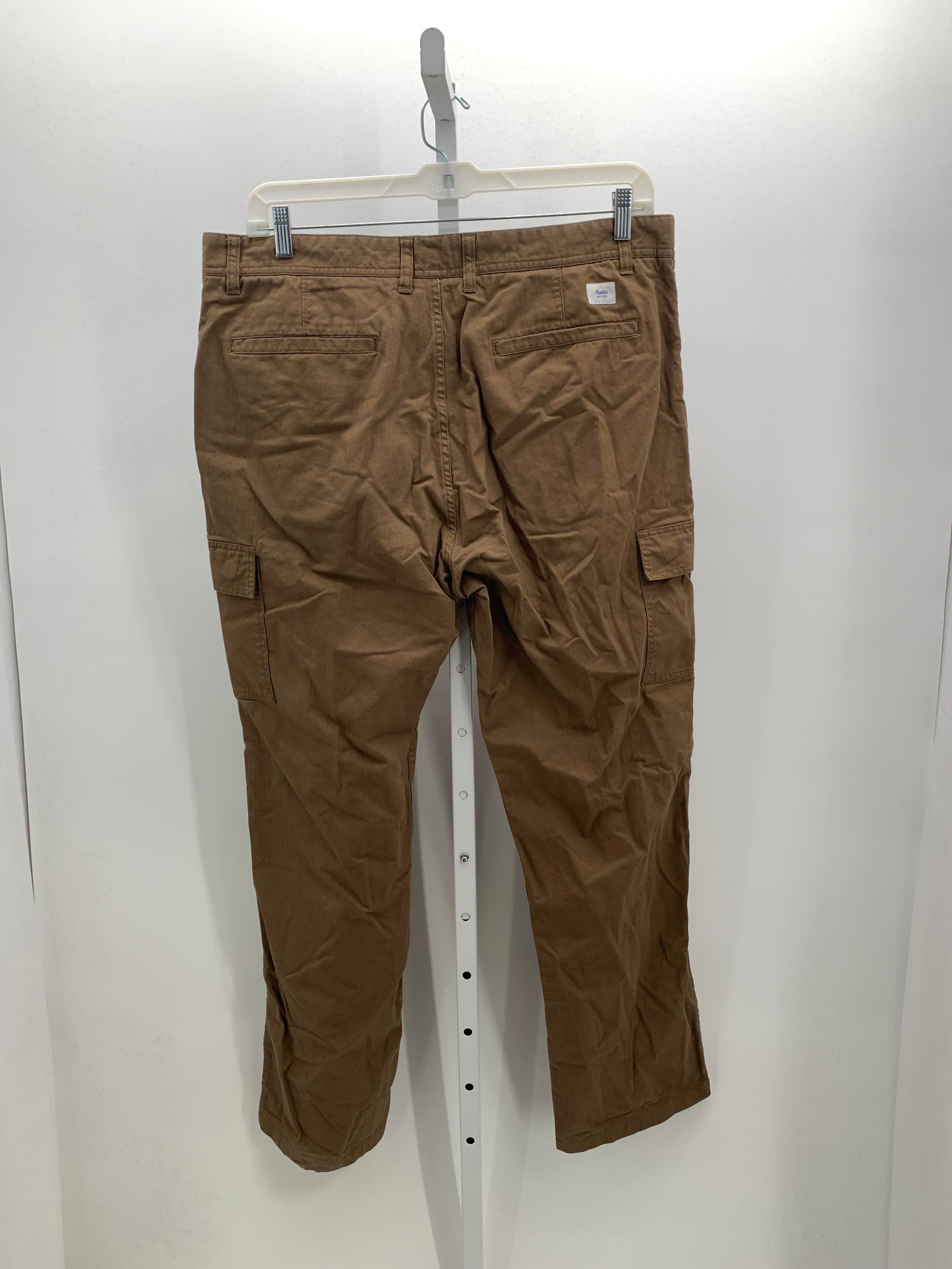 CARGO PANTS.