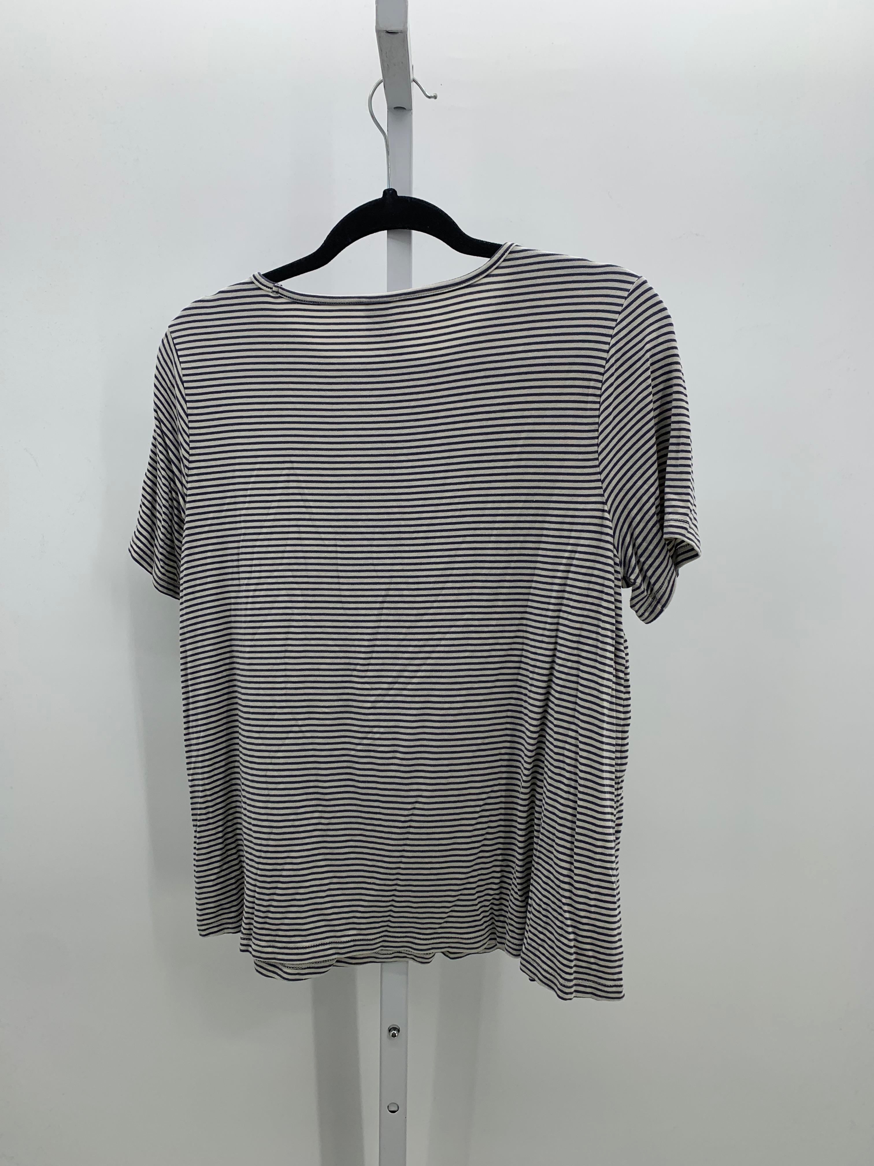 Old Navy Size Medium Misses Short Sleeve Shirt