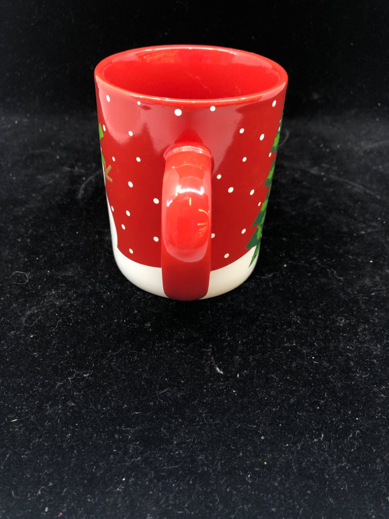 RED W/ SNOWMAN COFFEE MUG.