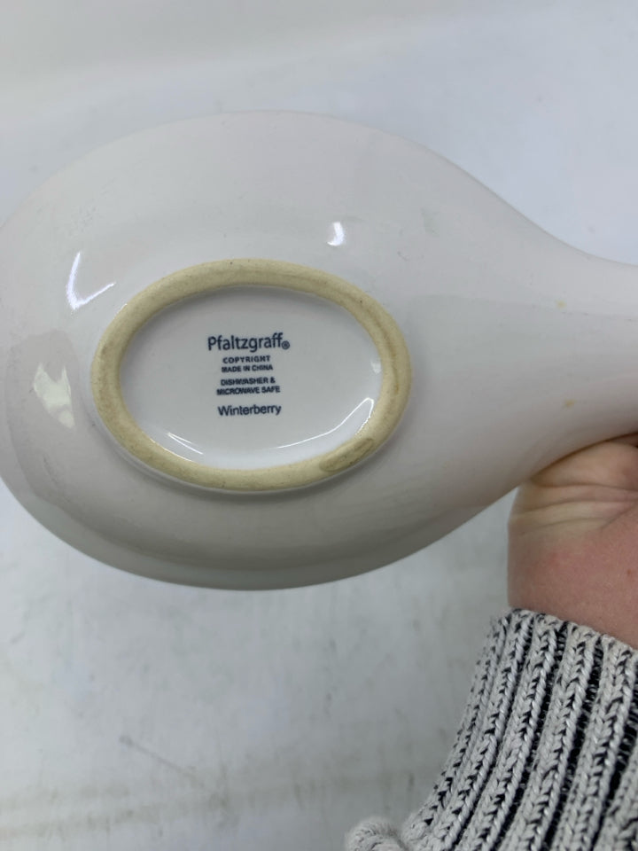 PFALTSGRAFF WINTERBERRY SPOON REST.