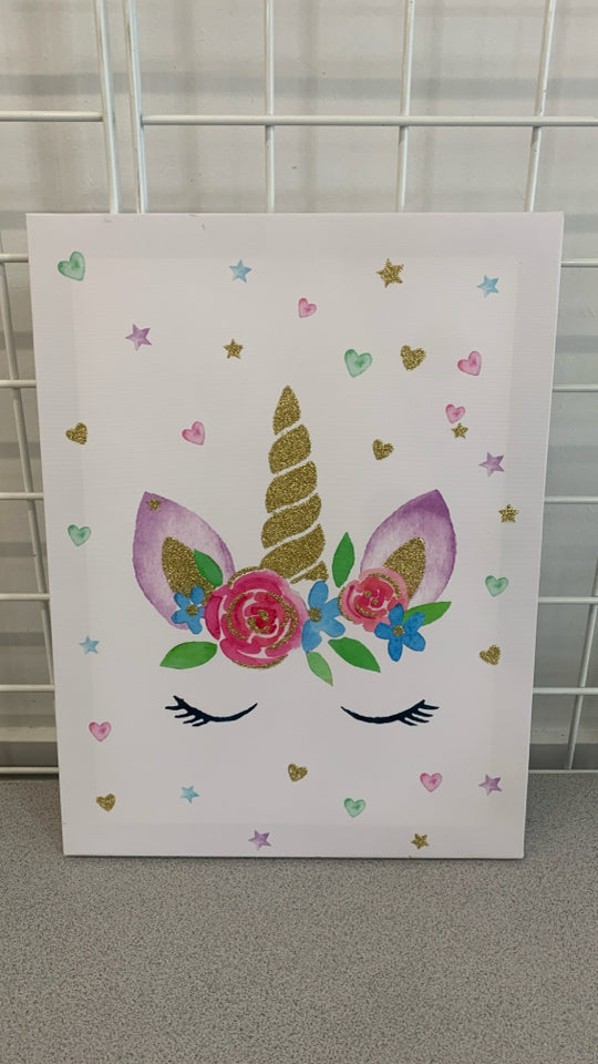 UNICORN HORN+EYELASHES W/GOLD ACCENT CANVAS WALL HANGING.