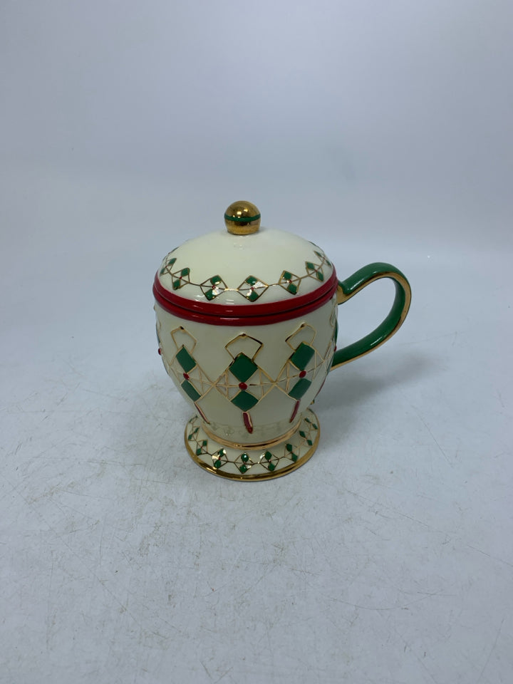WATERFORD HOLIDAY HEIRLOOM COVERED MUG.