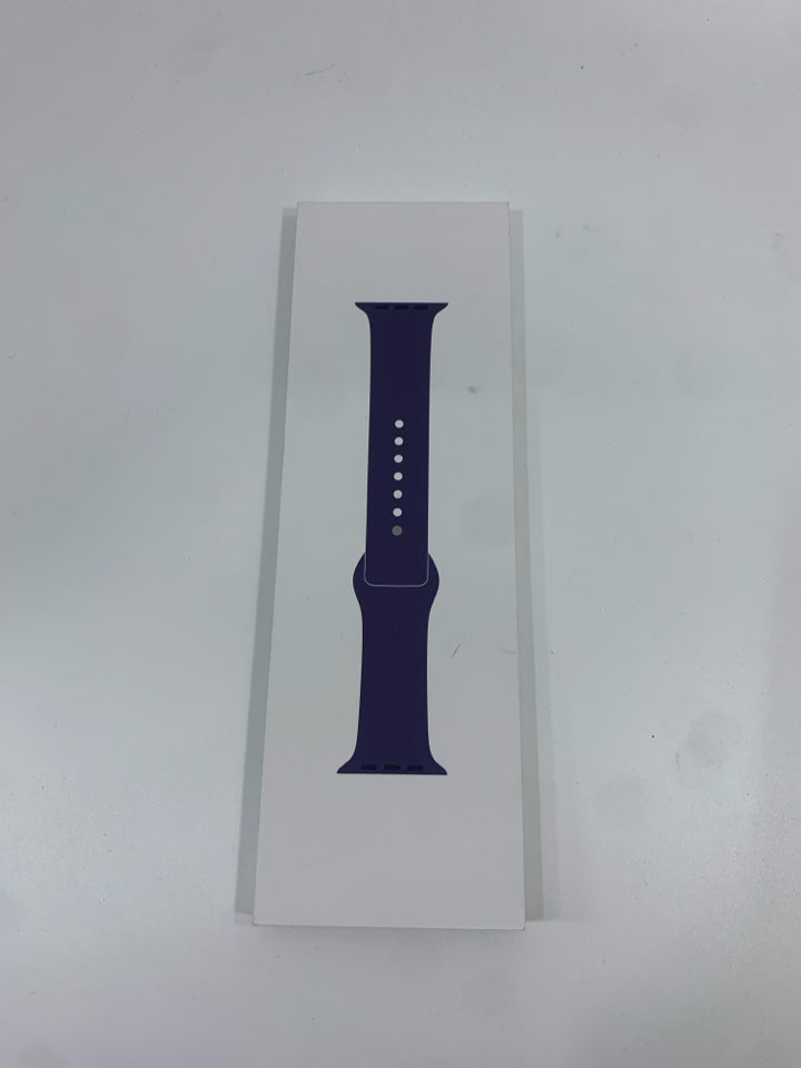 NIP APPLE WATCH SERIES 11 SPORT BAND.