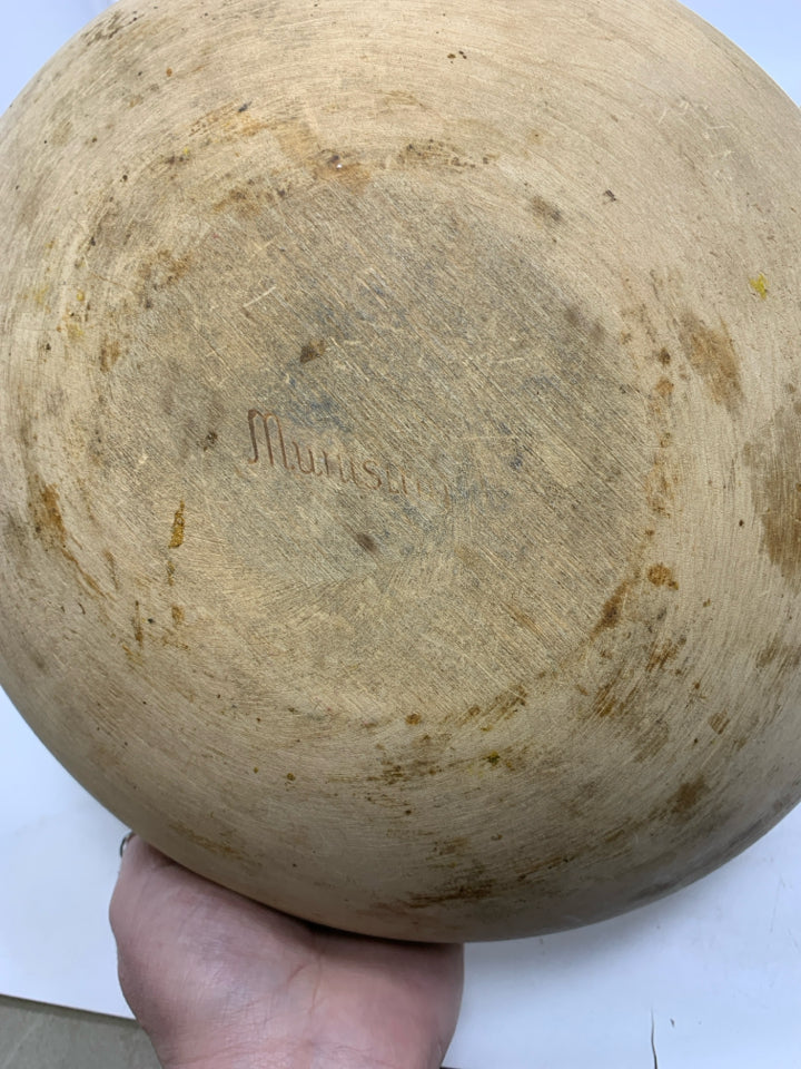 RUSTIC WOOD CARVED BOWL SIGNED.