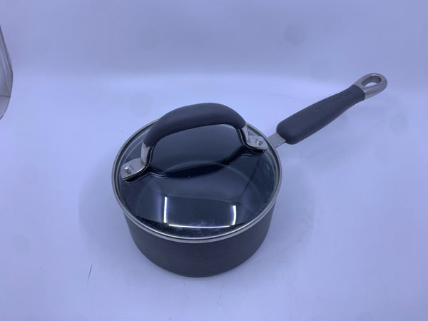 SMALL SAUCE PAN W/ LID.
