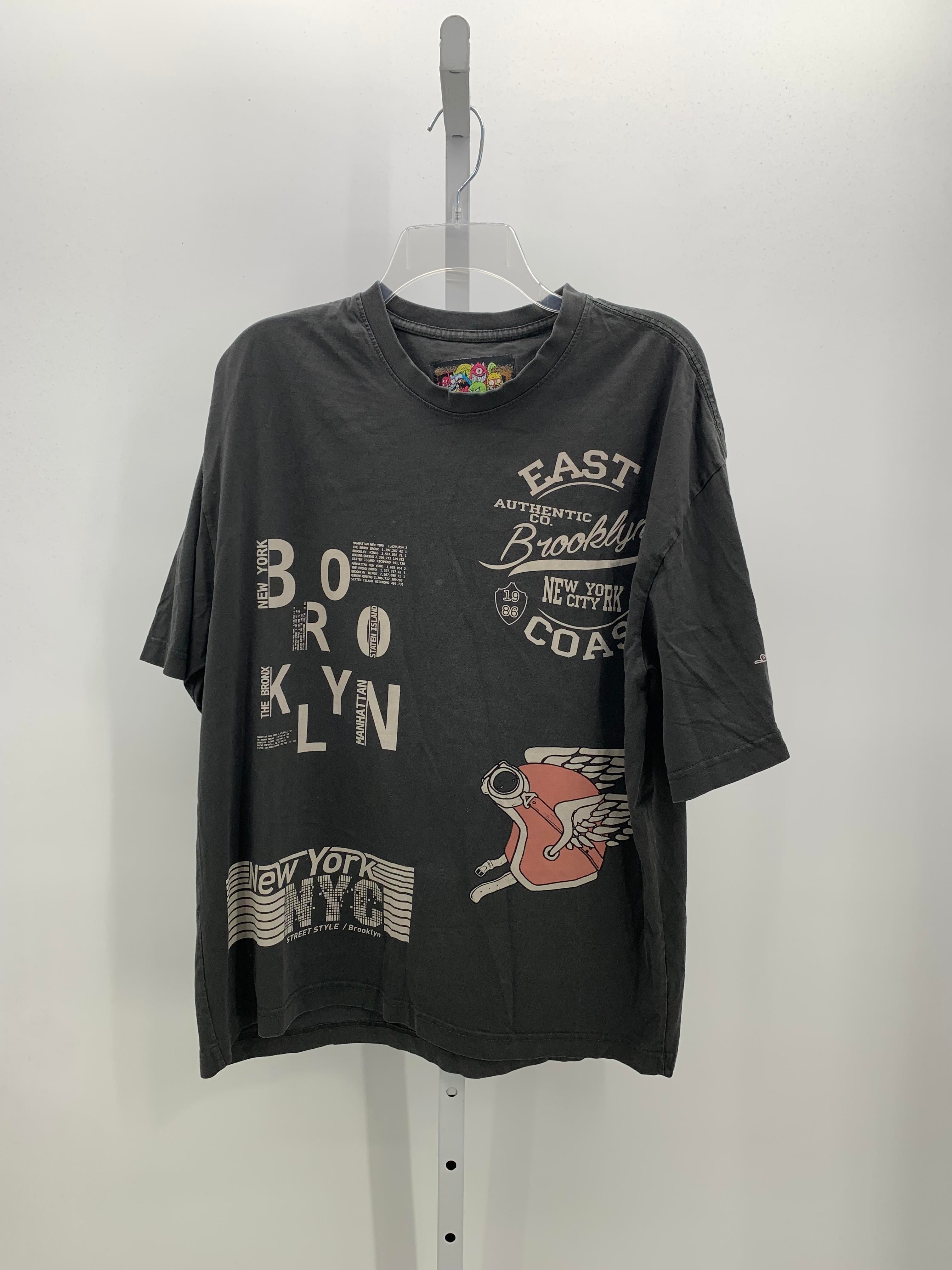 GRAPHIC KNIT.