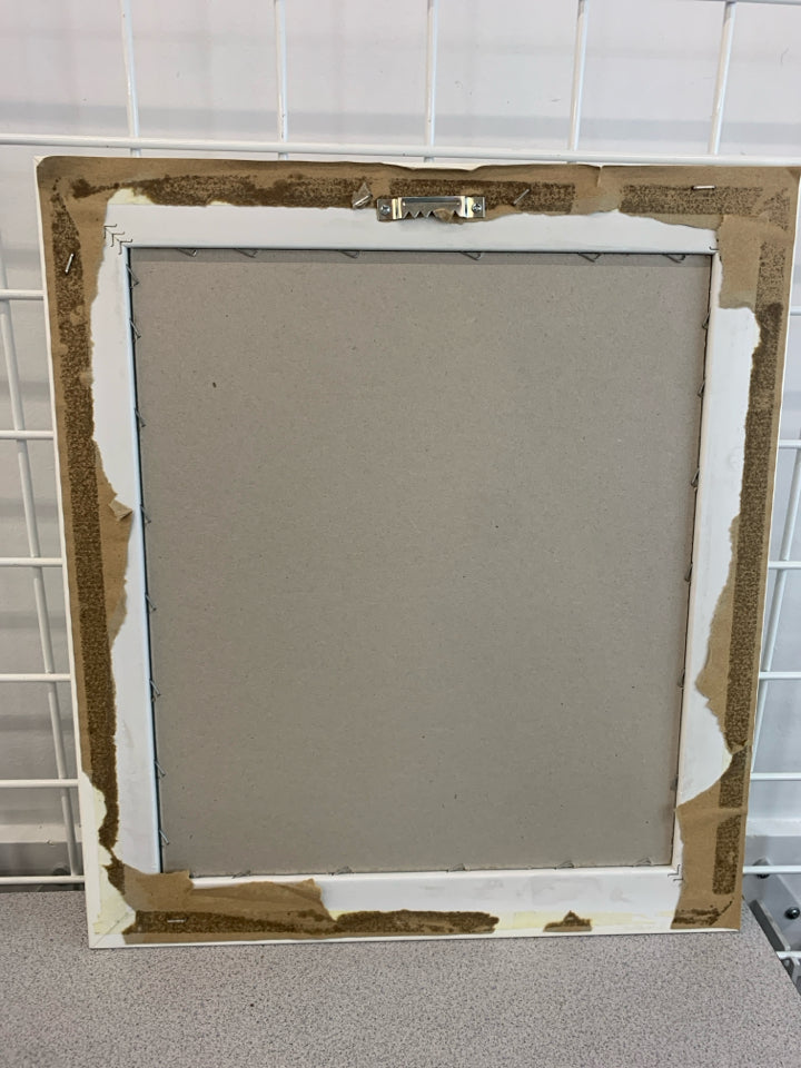 CONCH SHELL WATERCOLOR IN WHITE WOOD FRAME.