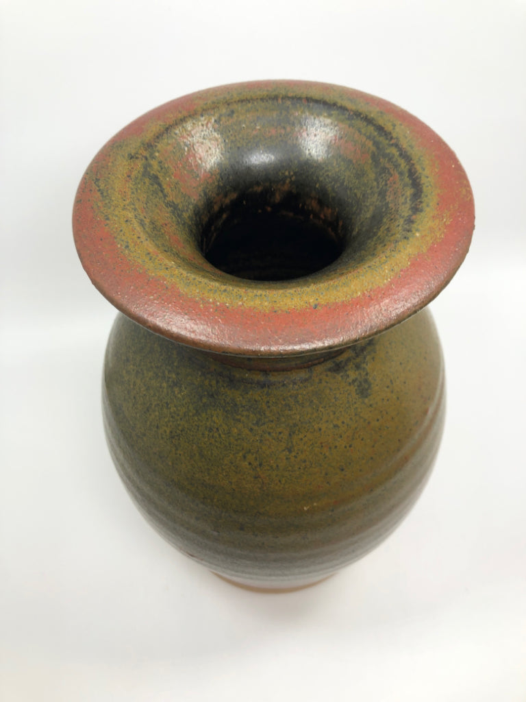 GREEN/RED/TAN POTTERY VASE W/FLARED TOP.