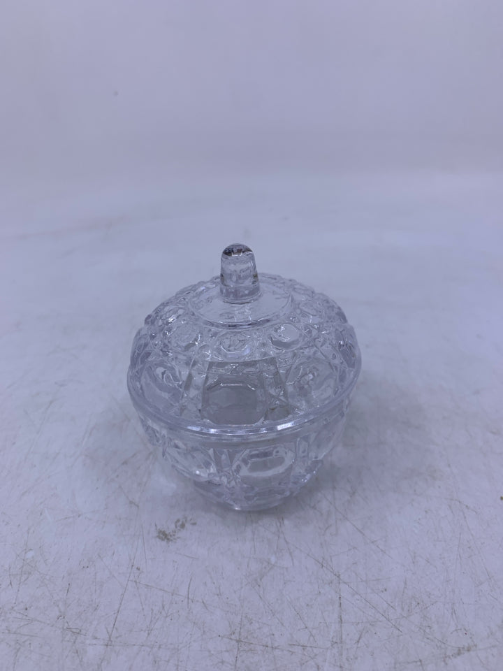 GLASS TEXTURED APPLE SHAPED.