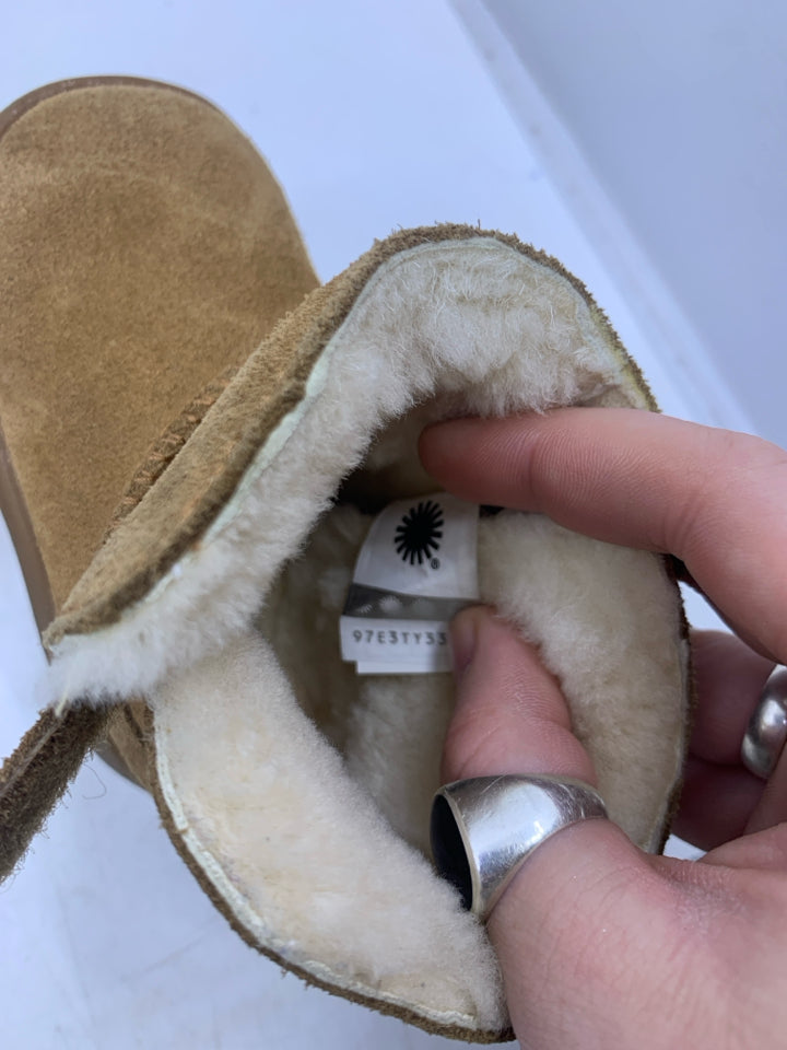 UGG Size 4-5 Winter Boots
