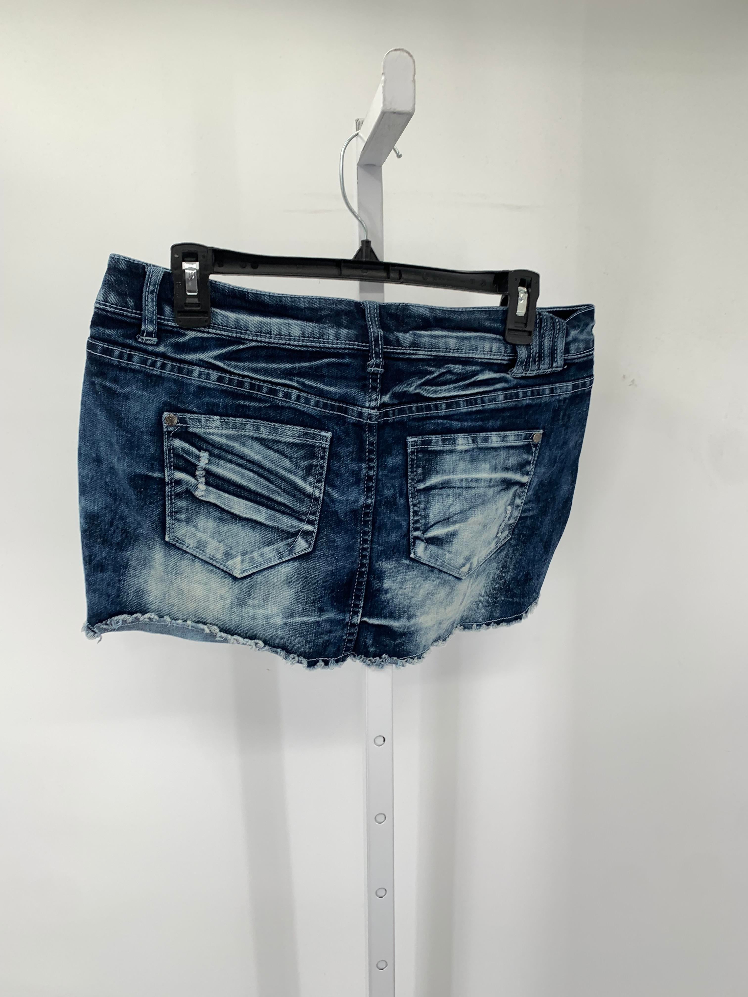 Celebrity Pink Size 9 Juniors Skirt