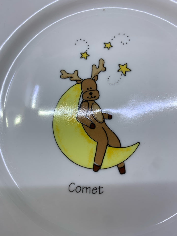 8 REINDEER LUNCH PLATES.