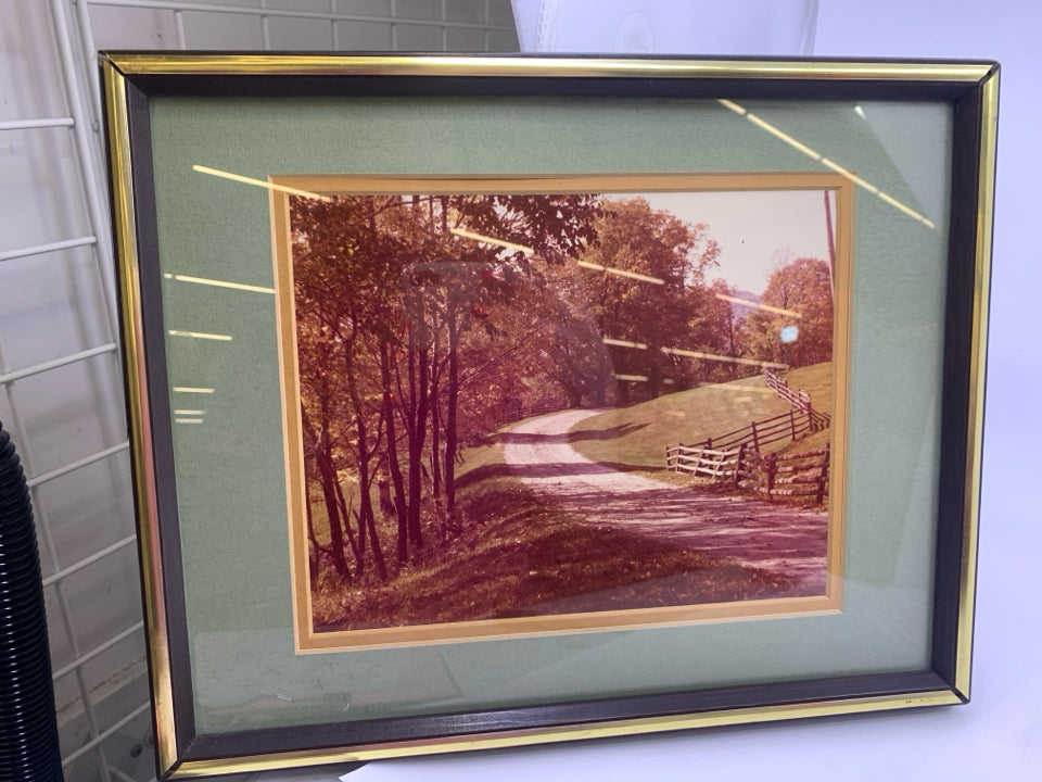 TRAIL W FENCE VTG FRAMED PHOTO.