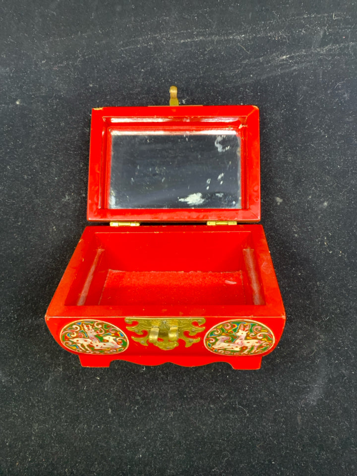 RED ASIAN STYLE TRINKET BOX.