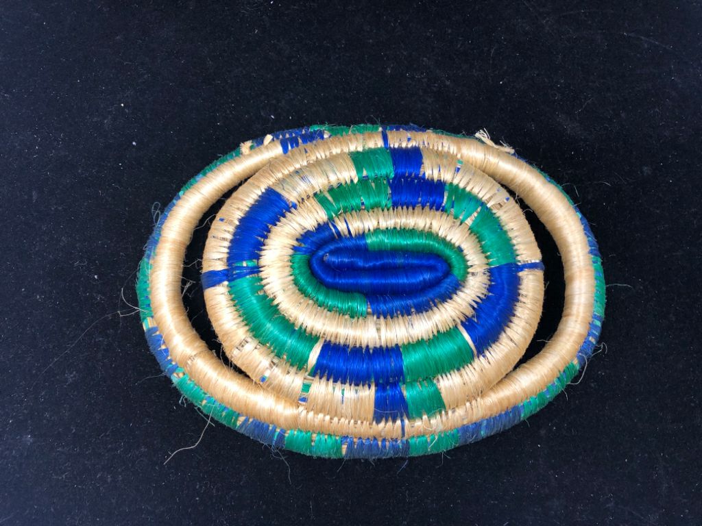 BLUE AND GREEN OVAL TRAY.