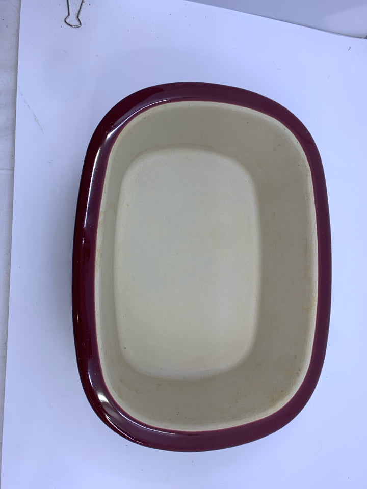 HEAVY RED OVAL STONEWARE PAMPERED CHEF BAKER.