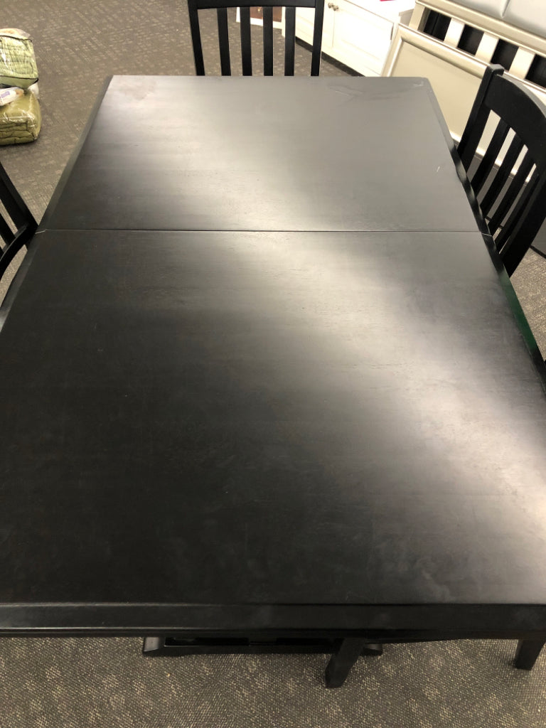 BLACK KITCHEN TABLE W 6 HIGH CHAIRS.